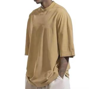 เสื้อเชิ้ตผู้ชายทรงหลวมสไตล์ลำลอง โอเวอร์ไซส์ ทรงสบายๆ สตรีทแวร์ แขนสั้นแบบดรอปไหล่ ดีไซน์ทันสมัย เหมาะสำหรับใส่ในชีวิตประจำวัน - Product Image 3