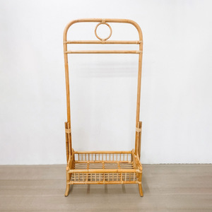 L'usine fournit des présentoirs à vêtements de bonne qualité pour boutiques, des portants en rotin et des rails de présentation de vêtements. - Product Image 3