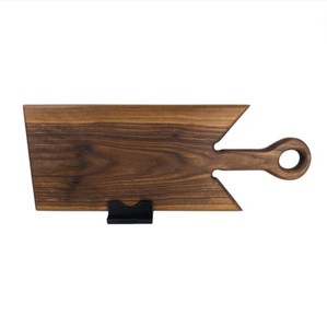 Tabla de cortar de madera de nogal natural con forma de paleta, bandeja para servir queso con soporte para cocina, restaurante, venta al por mayor - Product Image 1