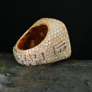 แหวนมอสซาไนต์ทรงบาแกตต์ แหวนแชมป์เปี้ยนชิพ เงินแท้ 925 ชุบโรเดียม ประดับเพชรแบบคลัสเตอร์ สำหรับงานแต่งงาน งานหมั้น หรือของขวัญวันครบรอบ - Product Image 5