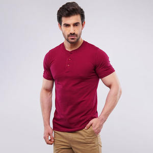 T-shirt Henley uni à manches courtes, col rond, coupe ajustée, en jersey 100% coton lourd, sans coutures, anti-boulochage et respirant - Product Image 4