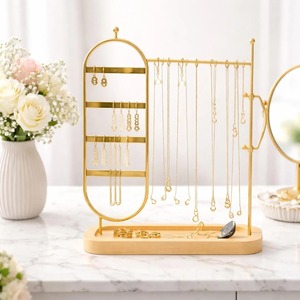 Organizador de Joyas de Estilo Moderno para Pendientes, Anillos, Collares y Accesorios, y Organizador de Exhibición de Regalos Hecho a Mano en India - Product Image 4