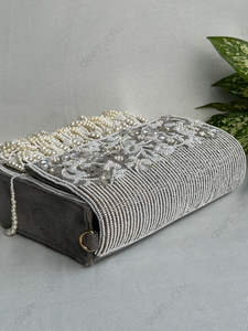 Bolso de mano de lujo con flecos de perlas para novia, diseño floral de cristal con cuentas, para recepción de boda, alta costura para mujer - Product Image 4