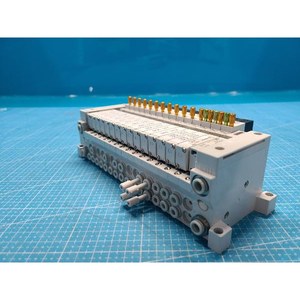 SMC VVQ1000-1C2 + VQ1300Y-5C ชุดประกอบวาล์วโซลินอยด์มือสอง ใช้ได้ทันที อะไหล่อุปกรณ์เซมิคอนดักเตอร์ยี่ห้อ Legacy - Product Image 3