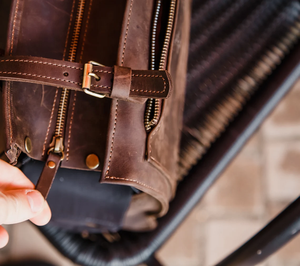 Diseñador Dog Bag Carrier Classic Leather Pet Bolso de viaje Bolsa Venta al por mayor Bolsas para perros - Product Image 3