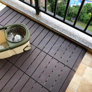 Ensemble de dalles de terrasse emboîtables anti-décoloration en plastique avec clips dissimulés pour une connexion sécurisée - Product Image 5