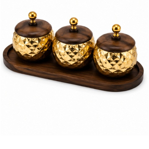 Élégant ensemble de 3 bols en bois d'acacia avec couvercles en métal doré martelé et plateau de service pour fruits secs, noix et dattes - Product Image 5