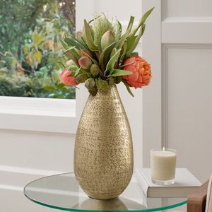 Designer Handmade Metal Flower <b>Vase</b> For Modern Decoration Unique Floral Styling And Interior Enhancement - Product Image 2