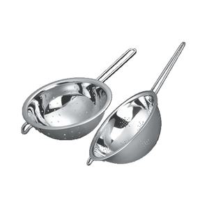 Passoire à soupe en acier inoxydable utilisée pour filtrer les aliments tels que les pâtes ou le riz ou pour rincer les légumes et les fruits - Product Image 1