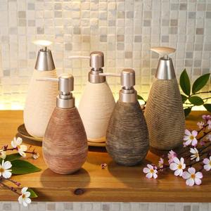 Distributeur de savon en céramique minimaliste, pompe à savon élégante, rechargeable, accessoire de salle de bain ou de cuisine, provenant d'Inde - Product Image 6