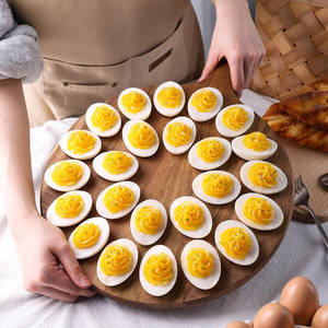 Plato de madera para huevos rellenos con asas y 12 orificios, vajilla para servir huevos a un precio aceptable - Product Image 4