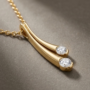 Collier pendentif à ruban avec deux pierres et diamants de laboratoire, plaqué or, style minimaliste, idéal pour les occasions festives - Product Image 3