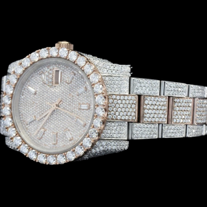 Montre-bracelet Hip Hop personnalisée pour homme, dernier design, entièrement sertie de diamants Moissanite, avec lunette ronde et bicolore - Product Image 5