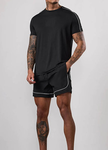 Pantalones cortos de entrenamiento para hombre, negros, con logo OEM personalizado, ribete en contraste, 5 pulgadas de largo, tela de nailon que absorbe el sudor, para gimnasio. - Product Image 4