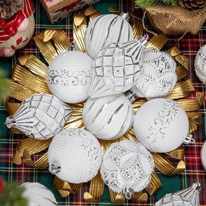 Set di 16 Palline di Natale Infrangibili Dipinte a Mano, Assortite in Dimensioni e Design, per Decorazioni Natalizie e Ornamenti per Albero di Natale - Product Image 1