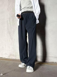 Pantalon de survêtement surdimensionné pour homme, personnalisé, de haute qualité, uni, léger, extensible, en mélange de nylon et d'ammoniaque, respirant - Product Image 6
