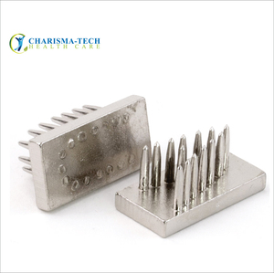 Martillo de tatuaje estándar con cuerpo de acero inoxidable y mango de color madera, 1 fila de 4 dígitos |   Herramientas de Identificación de Animales - Product Image 4