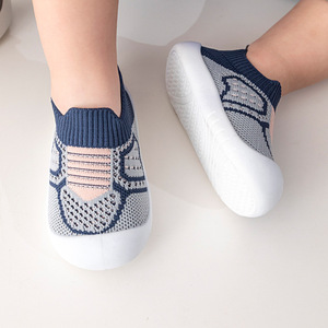 Nouvelles semelles en caoutchouc de printemps, chaussures tissées pour enfants, chaussettes antidérapantes, maille de sol, chaussures respirantes pour bébé - Product Image 3