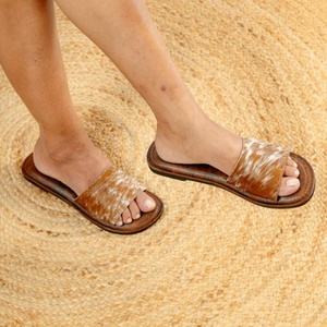 LW Genuine Leather Women's Flat Casual <b>Flip</b> <b>Flops</b> Sandal Handcrafted Comfortable Anti-Slippery Breathable <b>Flip</b> <b>Flops</b> for Winter - Product Image 3