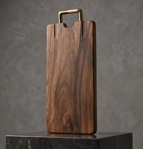 Planche à découper rectangulaire en bois de noyer et bois de manguier teinté, avec poignée métallique, vente en gros - Product Image 3