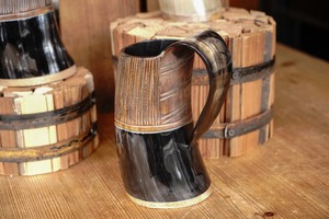 Taza Decorativa de Cuerno de Búfalo de Buena Calidad para Exhibición en Bar o Cocina, Artículos de Colección Rústicos Disponibles para la Venta - Product Image 2