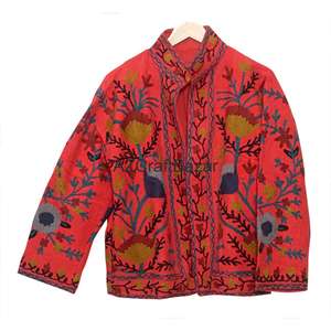 Chaqueta Bomber para Mujer con Cuello en V, Diseño Floral Vintage, Bordado Suzani TNT Hecho a Mano, Transpirable, de Secado Rápido y Ecológico - Product Image 6