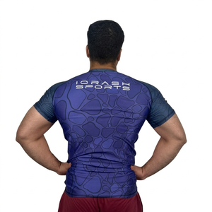 เสื้อแรชการ์ดผู้ชาย ระบายอากาศ แห้งเร็ว ป้องกันรังสียูวี UPF50 รับสกรีนโลโก้ สำหรับฝึกซ้อม ต่อสู้ ว่ายน้ำ - Product Image 5