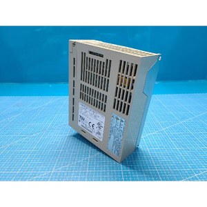 Servoamplificador Yaskawa SGDM-A3ADA-R Usado Como Está, Piezas de Equipos Semiconductores Legados - Product Image 2
