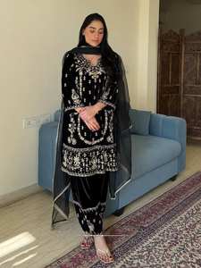 Ensemble Kurta et Plazzo en velours brodé avec dupatta en organza, tenue de fête élégante pour femmes, costume de créateur entièrement cousu - Product Image 2