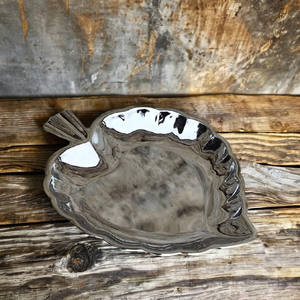 Design argenté en forme de feuille vintage Plateau de service en acier inoxydable Plateau de service de nourriture ou de collation à un prix abordable - Product Image 3