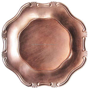 Assiettes de présentation et plats en métal finition cuivre antique or rose pour événements (fiançailles, anniversaires) et service alimentaire - Product Image 6