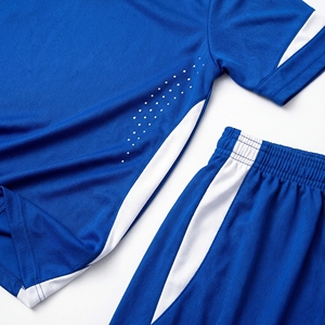 Ensemble d'uniformes de football personnalisés 100% polyester imprimé respirant à séchage rapide, maillot et short de football pour l'entraînement d'équipe - Product Image 2