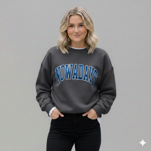 Sweat-shirt oversize à col montant pour femme, décontracté, en polaire douce et chaude, à manches longues, style streetwear moderne, brodé - Product Image 1