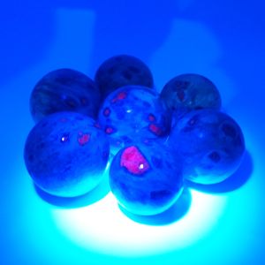 Esfera de Fuchsite con Rubí Natural, Bola de Cristal, Piedra Curativa para Reiki, Meditación, Decoración Energética, Hecha a Mano, Chakralume, India, Venta al Por Mayor - Product Image 6