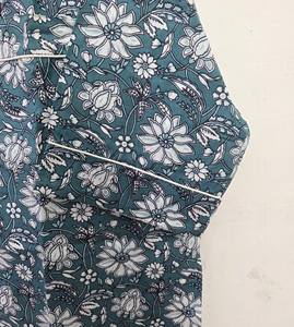 Conjunto de Pijama de Algodón Premium Tejido a Mano con Estampado Floral, Elegante Ropa de Dormir de Verano, Camisa de Manga Corta con Botones y Pantalones Cortos Cómodos - Product Image 3