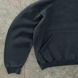 Sudadera con Capucha para Hombre, Estilo Urbano, Oversize, con Efecto Desgastado, de Forro Polar, con Estampado Vintage, de Gramaje Pesado y Corte Holgado - Product Image 2