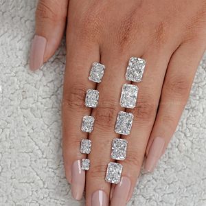 Diamant de laboratoire à taille radiant, écologique, certifié IGI, pierre brute synthétique pour la création de bagues de fiançailles personnalisées - Product Image 2