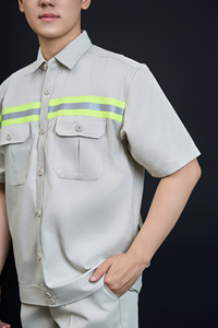 เสื้อผ้าทำงานแบบมองเห็นได้ชัดเจนสำหรับบุรุษ/สตรี FMF แขนสั้น โพลีเอไมด์ ป้องกันไฟฟ้าสถิตย์ ป้องกันรังสียูวี ปลอดสารพิษ พิมพ์ลายดิจิทัล สีเทา สะท้อนแสง - Product Image 4