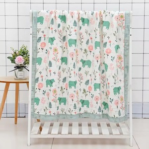 Couverture portable en coton imprimée dinosaure, douce et respectueuse de la peau, pour bébé - Product Image 3