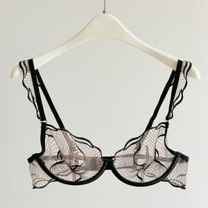 Ensembles de soutien-gorge et culottes en dentelle du Vietnam, lingerie transparente sexy avec jarretelles - Product Image 2
