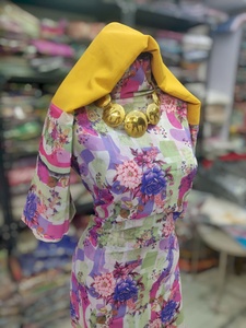 Crema para tela de sarga jacquard alemana Dirac lisa con estampado floral morado y Shaash amarillo |   Vestido de Lujo para Bodas y Fiestas Somalíes - Product Image 2