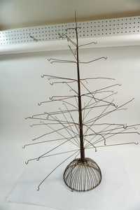 <b>Artificial</b> <b>Tree</b>, Vintage Metal <b>Tree</b>, Xmas <b>Tree</b>, Rustic Indoor Tabletop <b>Tree</b> to Display Ornaments, Metal <b>Tree</b> Ornaments - Product Image 2
