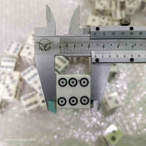 Dés en os blancs de qualité supérieure, polis, accessoires de jeu de table traditionnels à prix avantageux - Product Image 5