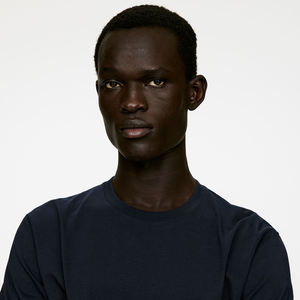 T-shirt pour homme de haute qualité à prix raisonnable 2025 – Vente en gros, respirant, confortable, avec logo et design personnalisés - Product Image 4