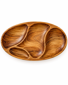 Plateau de service en bois artisanal à plusieurs compartiments pour les collations, les fruits secs et les apéritifs - Product Image 1