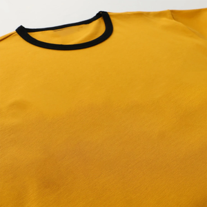 Camiseta Alpha Old Gold con Letras Griegas Impresas y Bordadas, Camiseta Universitaria de Algodón y Poliéster Unisex, Proveedor de Ropa al por Mayor con Logotipo OEM - Product Image 4