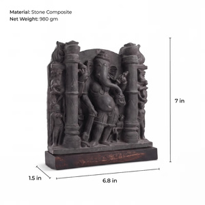 Sculpture Vinayaki |   Réplique d'art de temple hindou du XIXe siècle, représentant une Ganesha féminine rare, provenant d'un musée. - Product Image 4