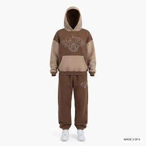 Conjunto de Sudadera con Capucha y Pantalones Jogger Personalizado en Dos Tonos Marrones con Pedrería, de Algodón y Felpa, Estilo Urbano Oversize, Venta al por Mayor OEM - Product Image 4