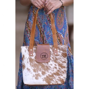 LW Trending Bolsos de cuero de vaca Bolsos de pelo de estilo occidental Resistente al agua Moda de mujer Portátil Elegante Primavera Otoño - Product Image 5