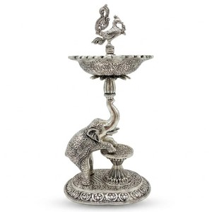 Pied d'éléphant plaqué argent, style paon Samai - Product Image 1